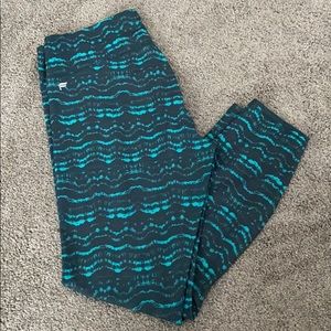 Fabletics Cropped Powerhold 7/8 legging